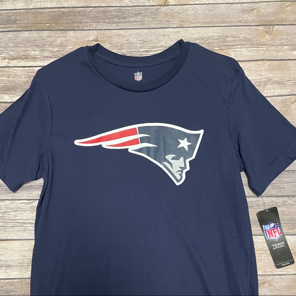 NFL New England Patriots Cotton T Shirt NWT Youth - Picture 2 of 6